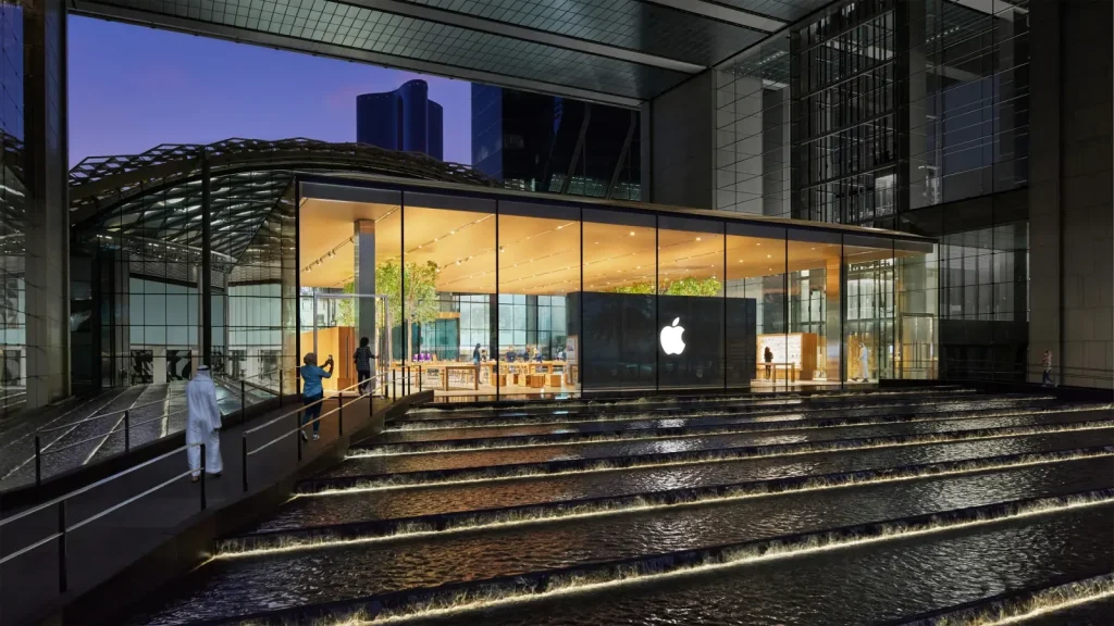 Apple retail stores and corporate offices in UAE temporarily closed [U]