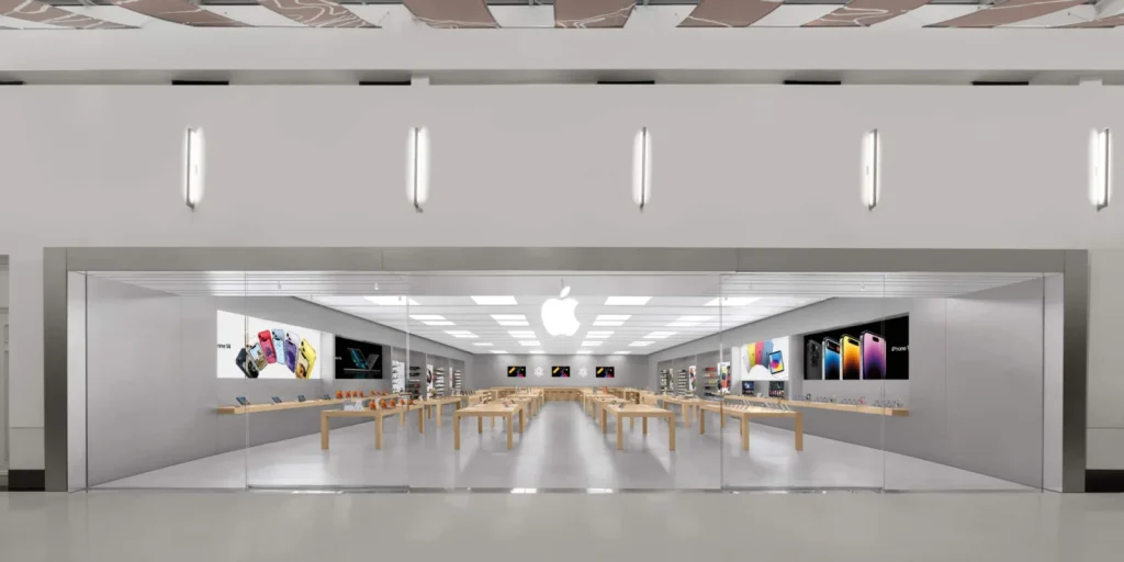 Apple Store Workers in Maryland reach 'historic' union contract with Apple [U: