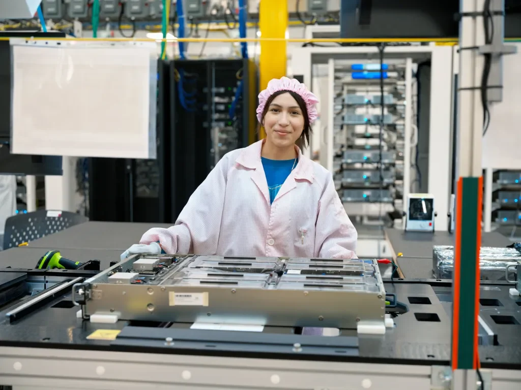 Apple shares more details, photos, and video of US Mac mini plant