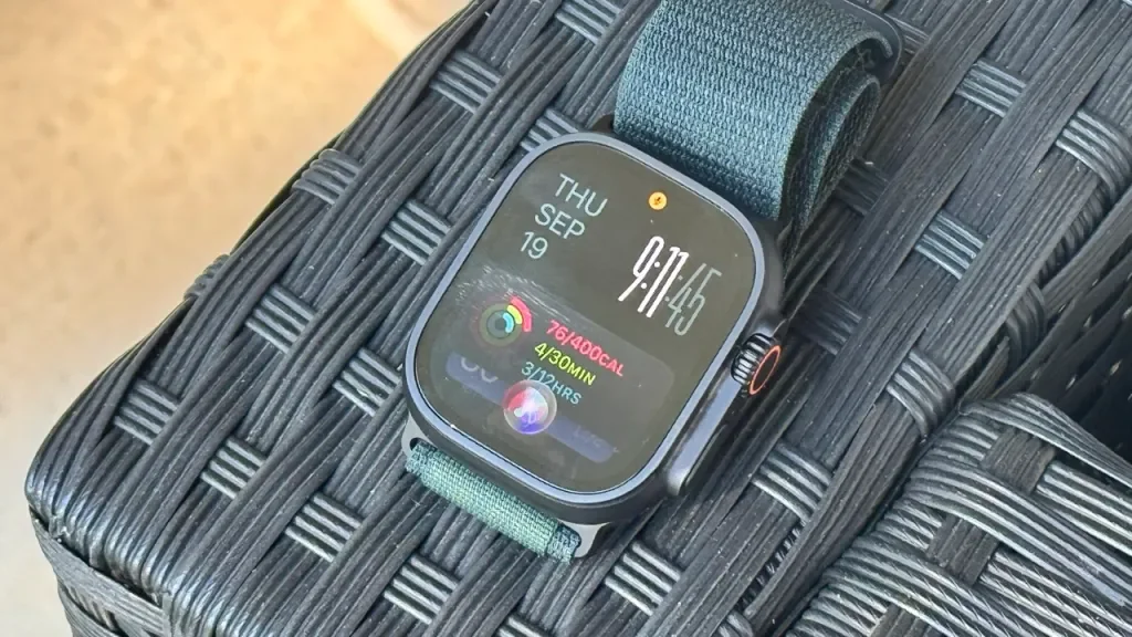 Hands-on with black titanium Apple Watch Ultra 2