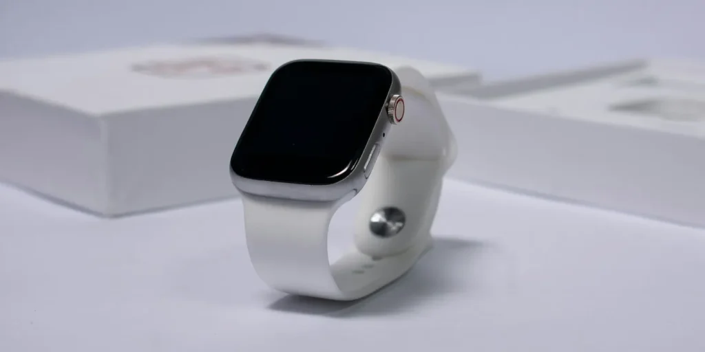 Jailbreaking an iPhone re-enables blood oxygen measurement on Apple Watch; August