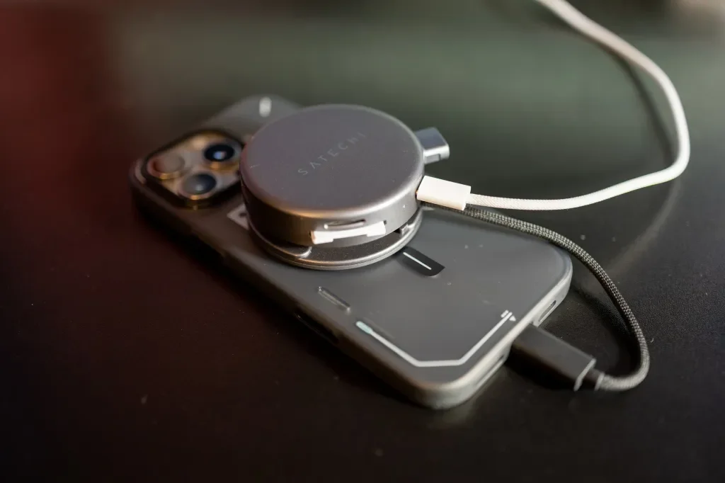 Review: Satechi's 7-in-1 'OntheGo' hub works nicely with iPhone - and it goes even