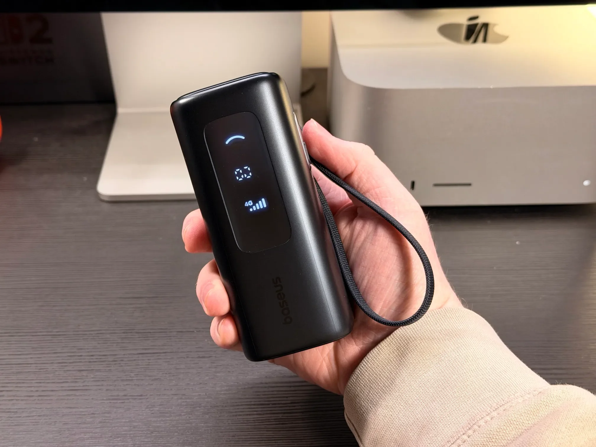Baseus EnerGeek GX11 review: The portable charger that doubles as a hotspot