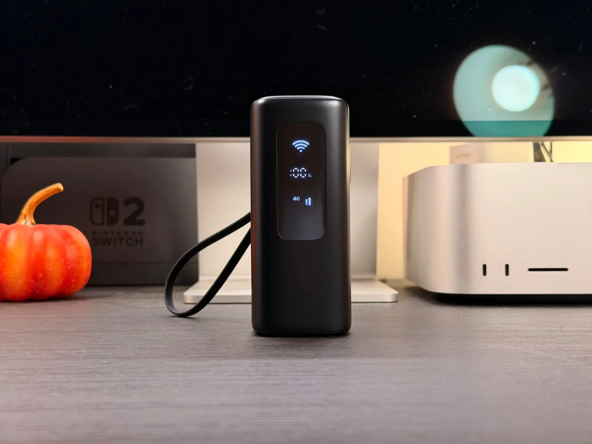 Baseus EnerGeek GX11 review: The portable charger that doubles as a hotspot