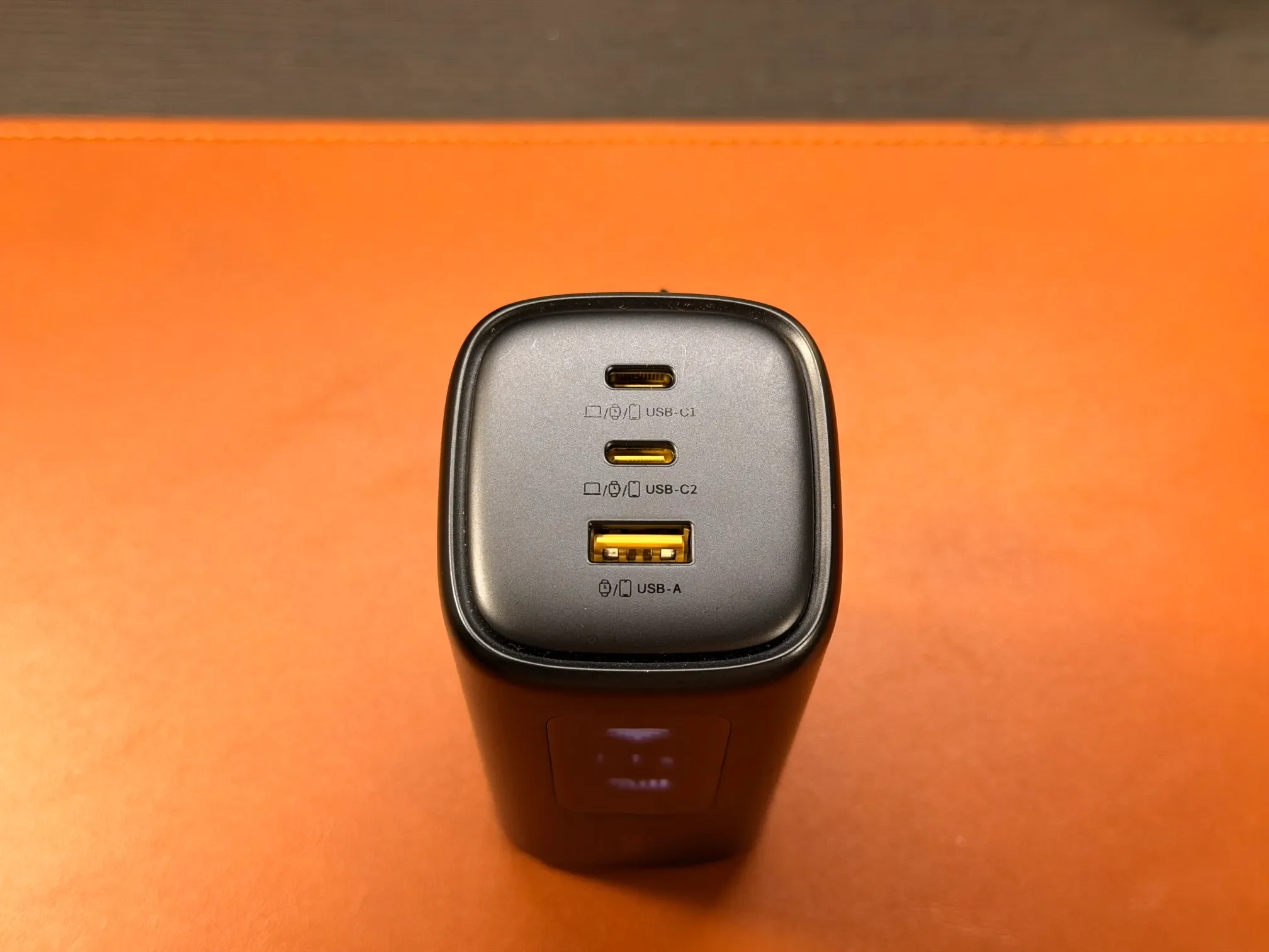 Baseus EnerGeek GX11 review: The portable charger that doubles as a hotspot
