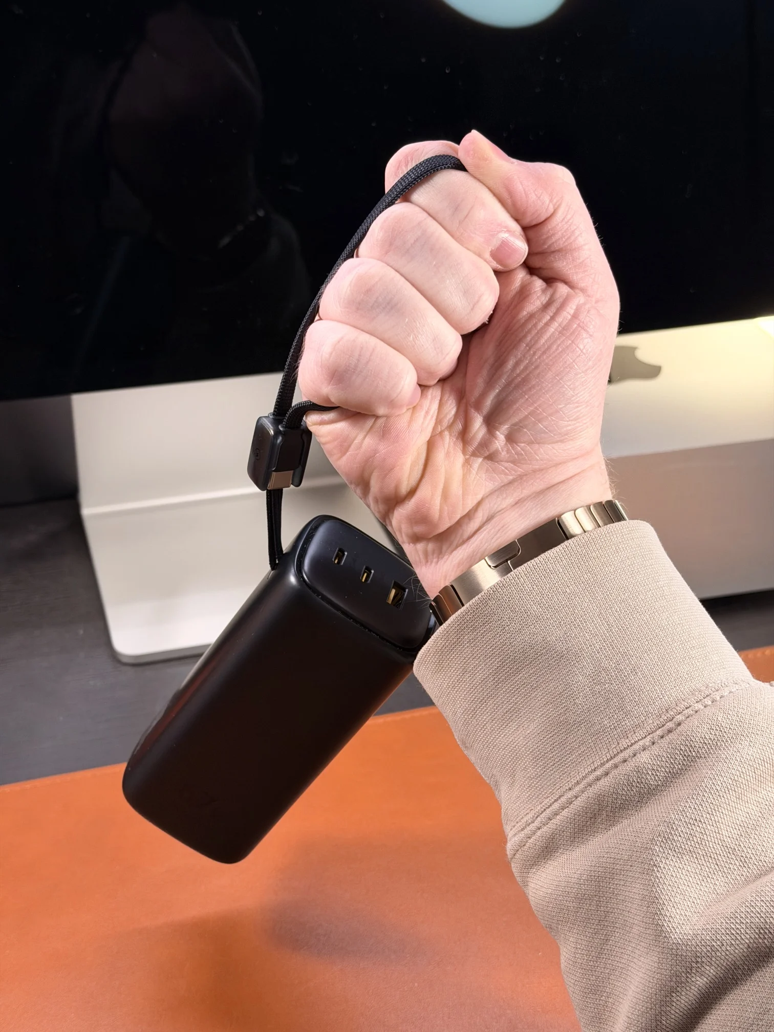 Baseus EnerGeek GX11 review: The portable charger that doubles as a hotspot