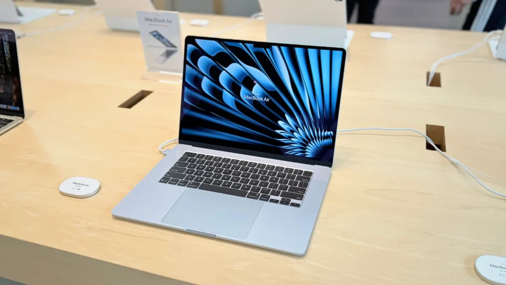 MacBook Air reportedly facing major supply shortages due to AI-driven memory crisis